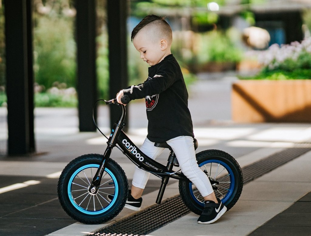 Dětské odrážedlo MOVINO Cariboo ADVENTURE s brzdou